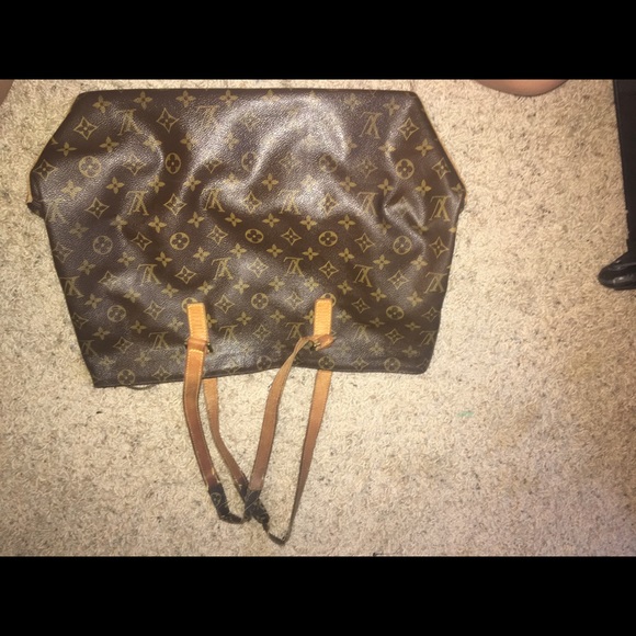 Louis Vuitton Purse