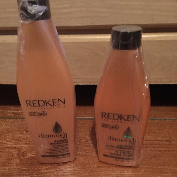 Nwot redken diamond