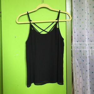 Shirt only worn once no holes or stains