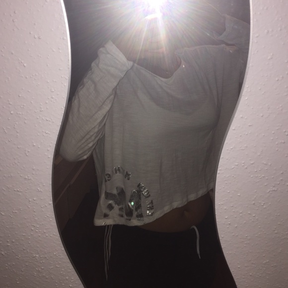 MK Long Sleeve Crop!