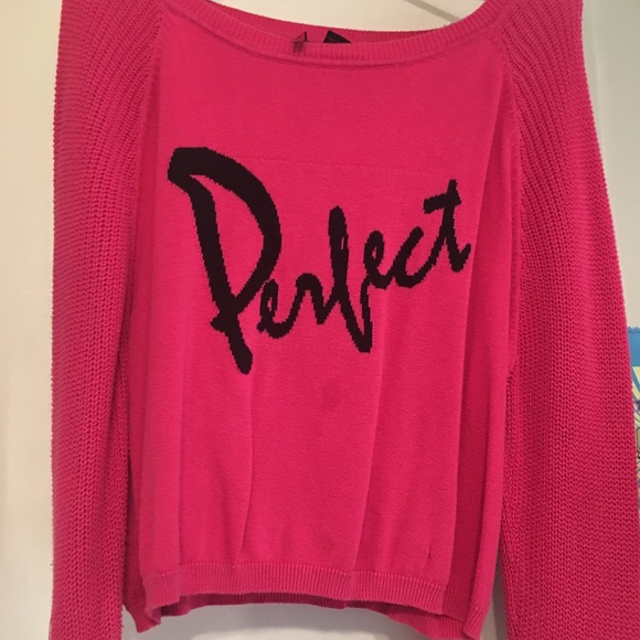 Crop top sweater