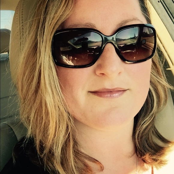 Meet your Posher, Melinda - Picture 1 of 1