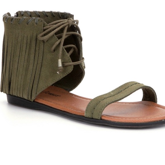 minnetonka havana sandal