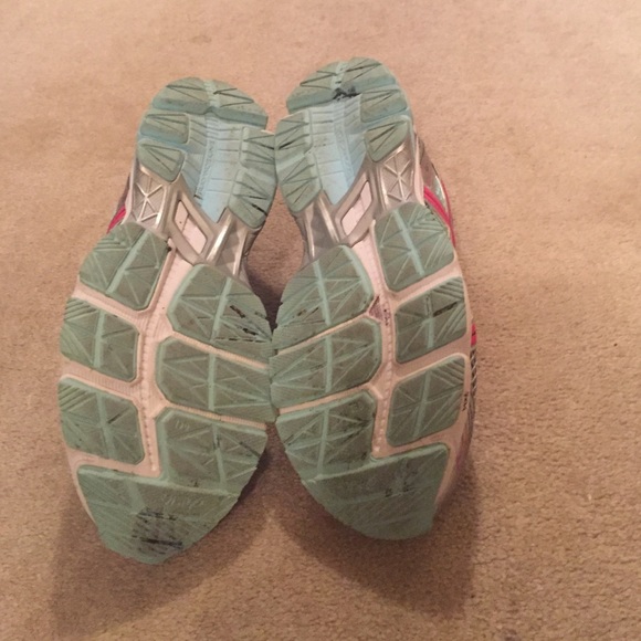 Asics Colorful Running Shoes - Picture 3 of 4