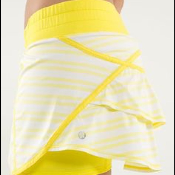 LuluLemon Track skirt