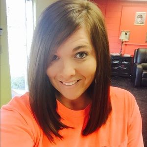 Meet your Posher, Ashley