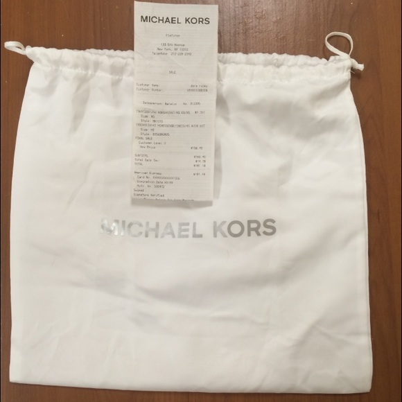 Authentic Michael Kors purse - Picture 2 of 2