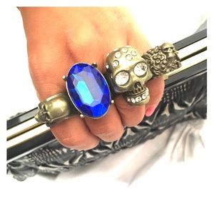 🎉Price⬇️🎉Knuckle Duster Black/Gold Clutch