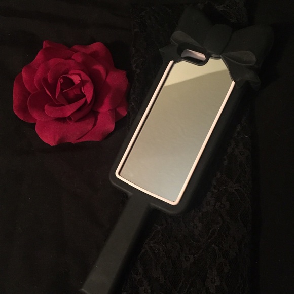 iPhone 6 case 💕 - Picture 2 of 3