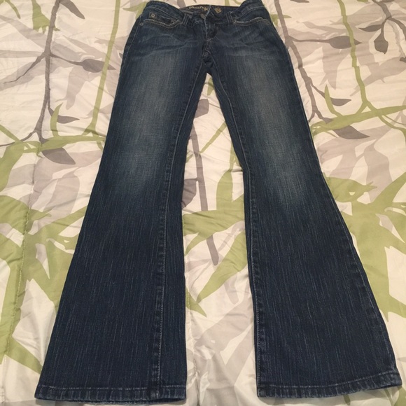 Dark blue American Eagle jeans. Boot cut.