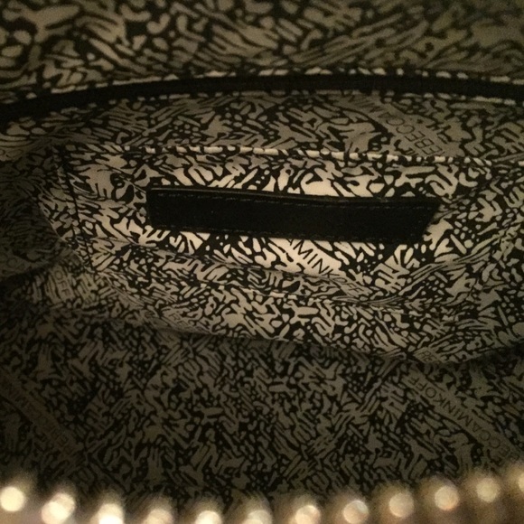 NWT ** reduced ** Rebecca Minkoff MAB Mini - Picture 4 of 4