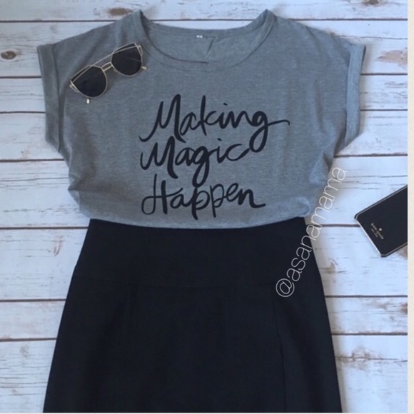 🆕HOST PICK 😍 Must-Have Graphic Tee(last one!) - Picture 3 of 3