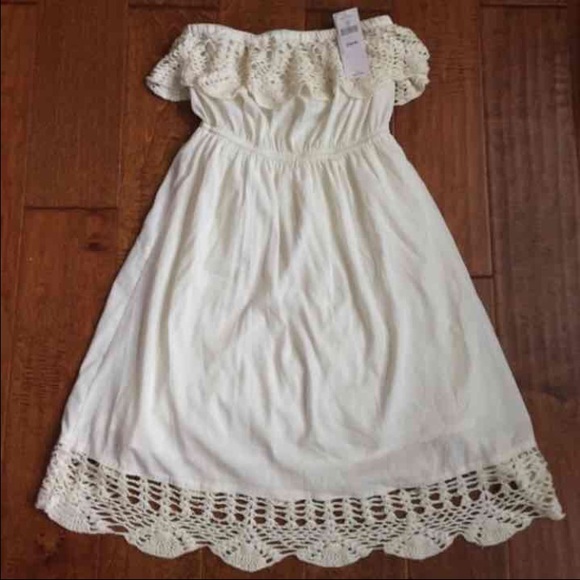 NWT RipCurl Strapless Crochet Dress
