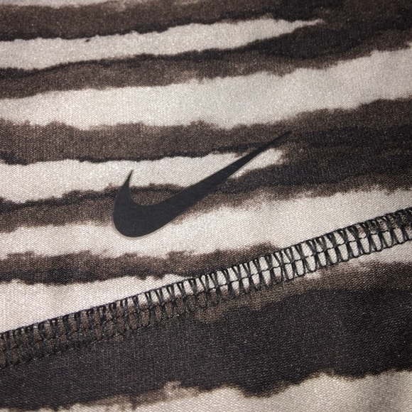 Nike crop leggings! - Picture 2 of 3