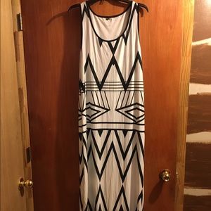 Black and white soft maxi dress