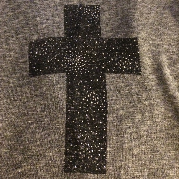 Crop Sweater with Cross - Picture 2 of 2