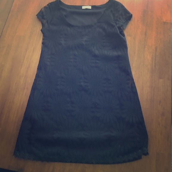 Black short sleeve dress