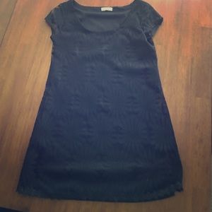 Black short sleeve dress