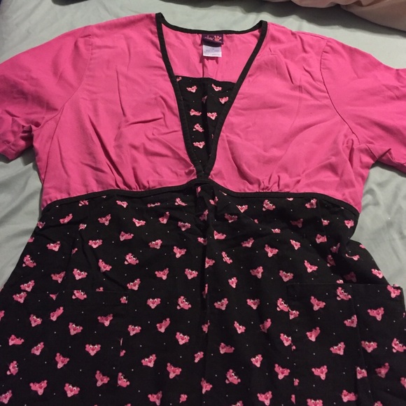 Scrub top