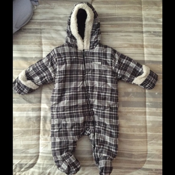Calvin Klein baby plaid snowsuit bunting - Picture 1 of 4