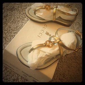 GUCCI, Girls metallic gold sandals
