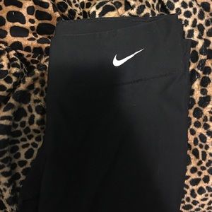 DISCOUNTED SHIPPING❤️Nike dri-fit leggings