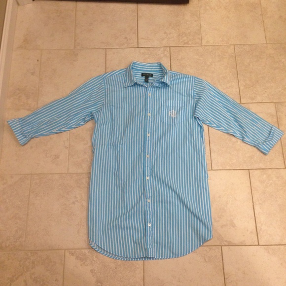 Men's Ralph Lauren Button Up Medium
