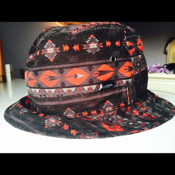 Bucket Hat
