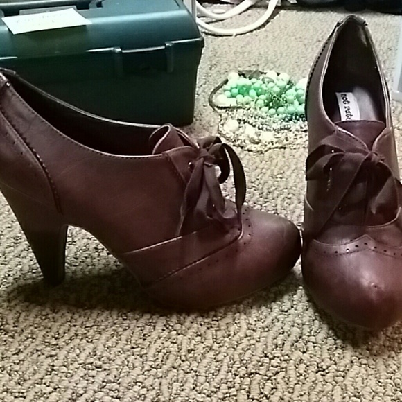 Not rated brown booties - Picture 1 of 2
