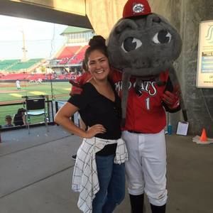 Meet your Posher, Nikki