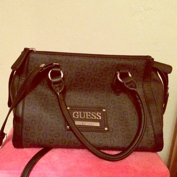 Guess bag