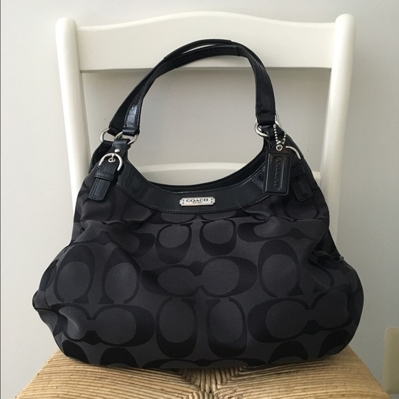 Coach signature hobo