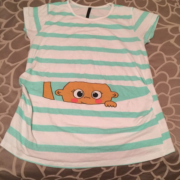 Cute maternity top