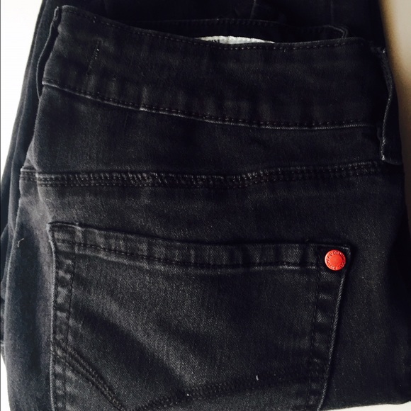 Black bullhead jeans