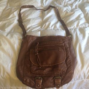 Tillys purse satchel!!