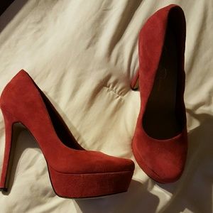 Jessica Simpson heels