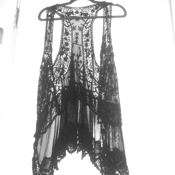 Beautiful black bohemian lace cardigan🌛