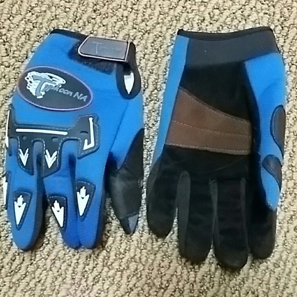 Typhoon NA motorcross gloves in blue