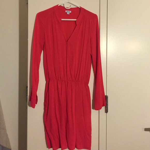 Long serve waisted soft red dress