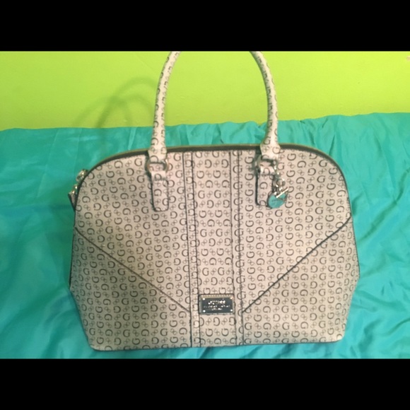 Guess bag