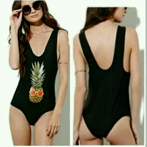 NWT beach riot one piece