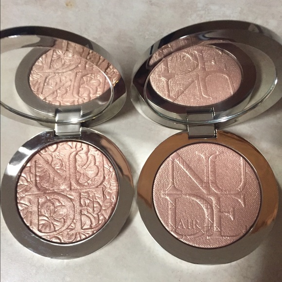 **SOLD** Dior highlighter - Picture 3 of 4