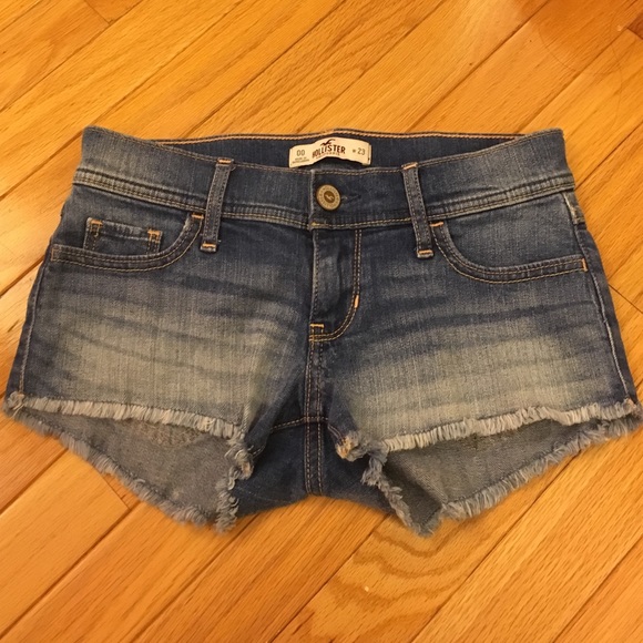 Hollister jean shorts- Size 00