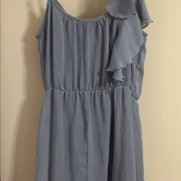 Dress - Picture 3 of 4