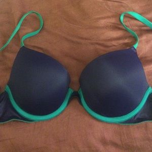 Victoria's Secret PINK campus bra