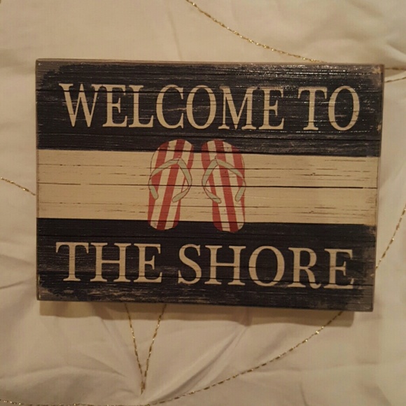 Welcome to the shore sign - Picture 1 of 2