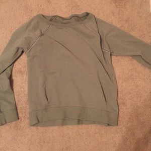 Crew neck sweat shirt