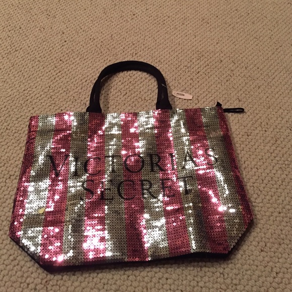 Victoria's Secret tote NWT