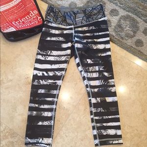 Lululemon Wunder Under Crop ll