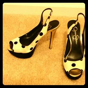 Jessica Simpson peep toe